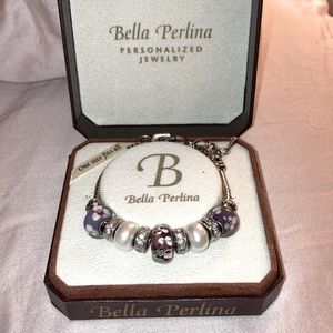 BELLA PERLINA Silver Bracelet with Purple Beads